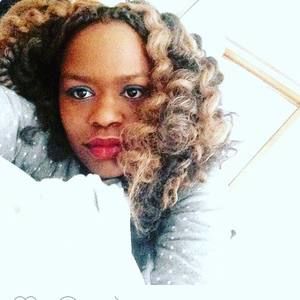 Meet your Posher, Stella